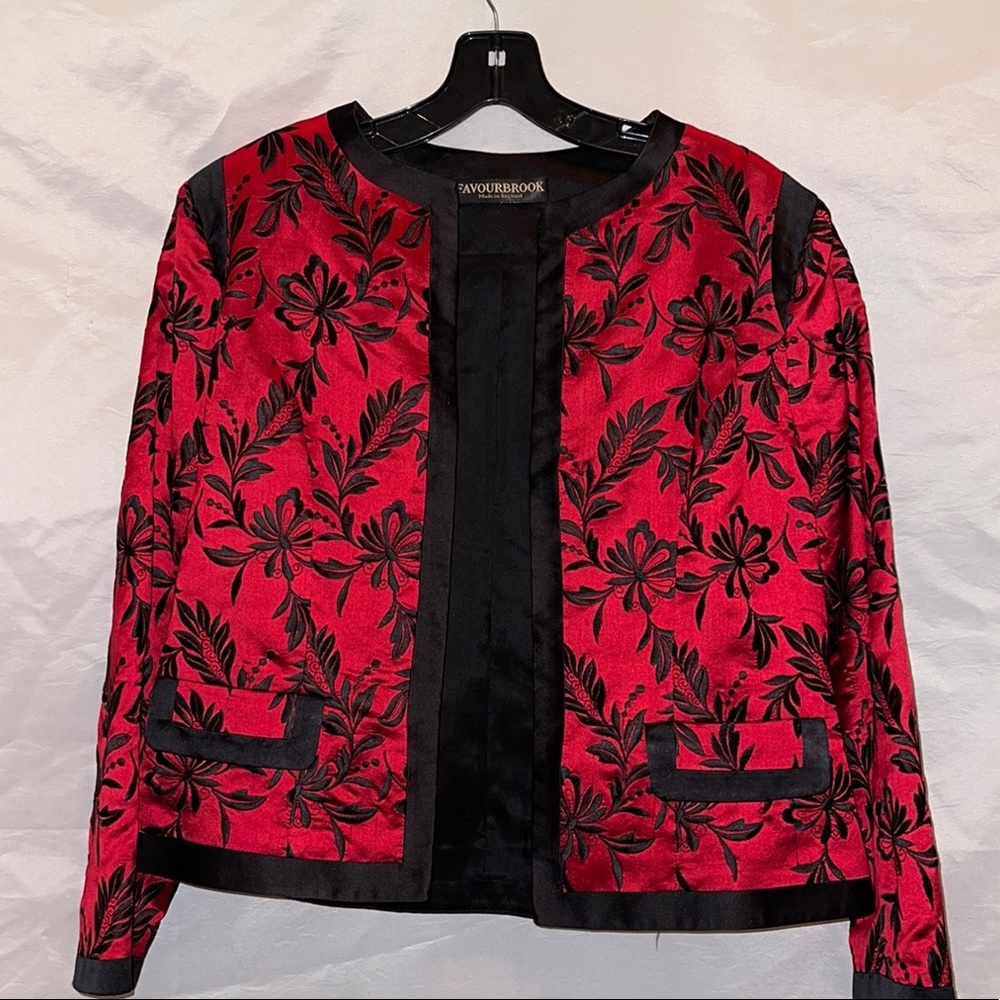 Vintage Favourbrook Red/Black Floral Silk …